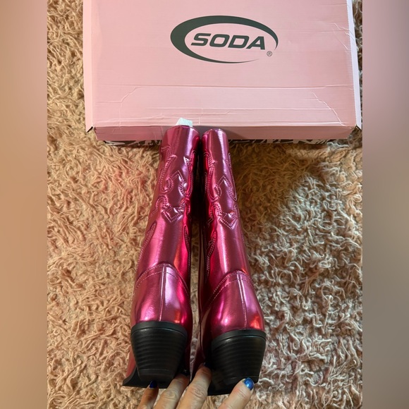 Soda Pink Metallic Heeled Boots - Picture 4 of 6
